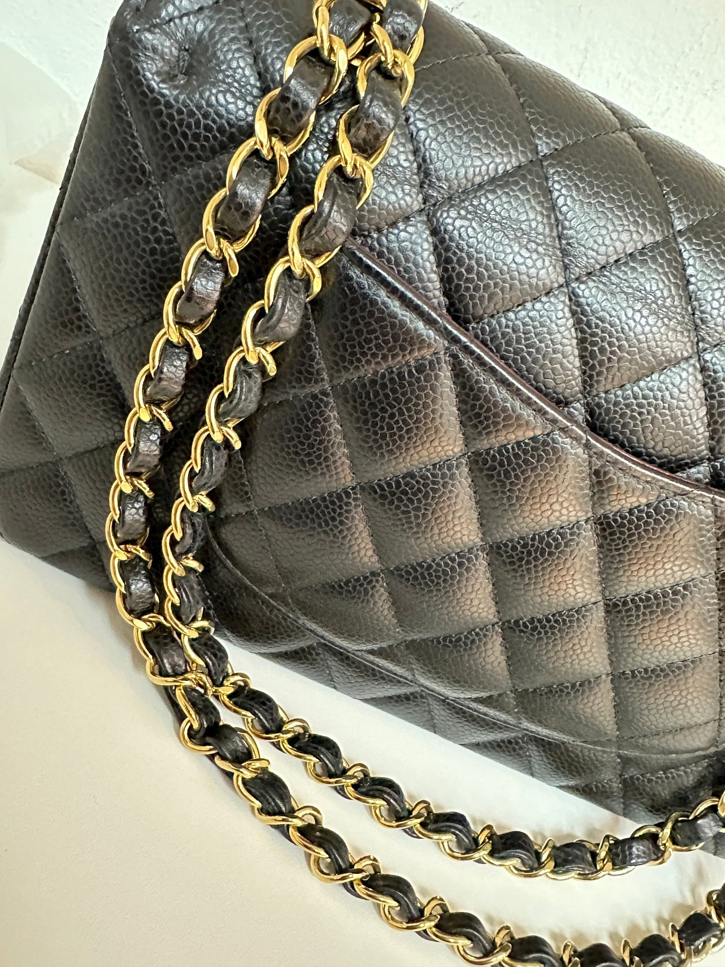 Chanel Medium Classic Quilted Caviar Double Flap Bag Black 2022 year Microchip (There is a slight crack on the inner buckle)