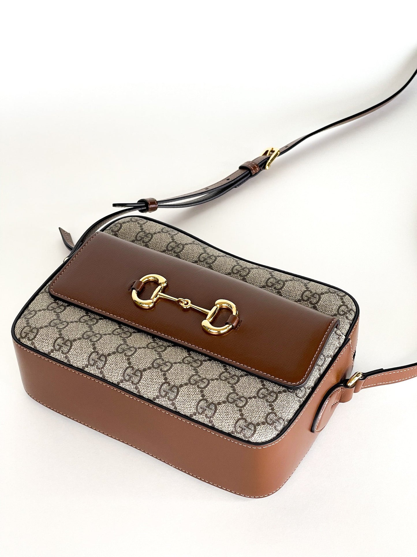 Gucci  Small Horsebit Beige/Brown GG Supreme Canvas and Leather Shoulder Bag