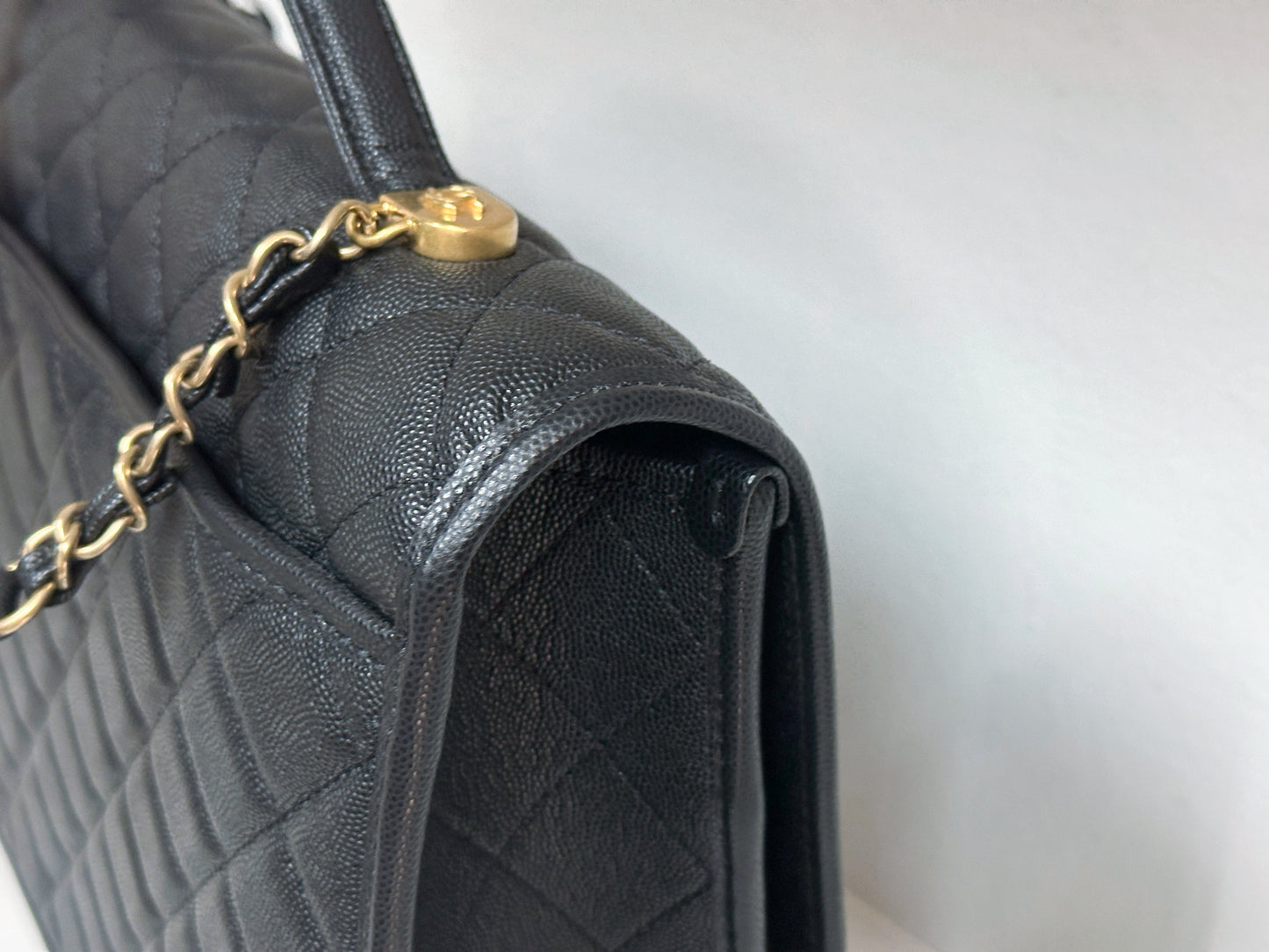 Chanel Caviar Quilted 22k Large School Memory Top Handle Flap Black microchip T076