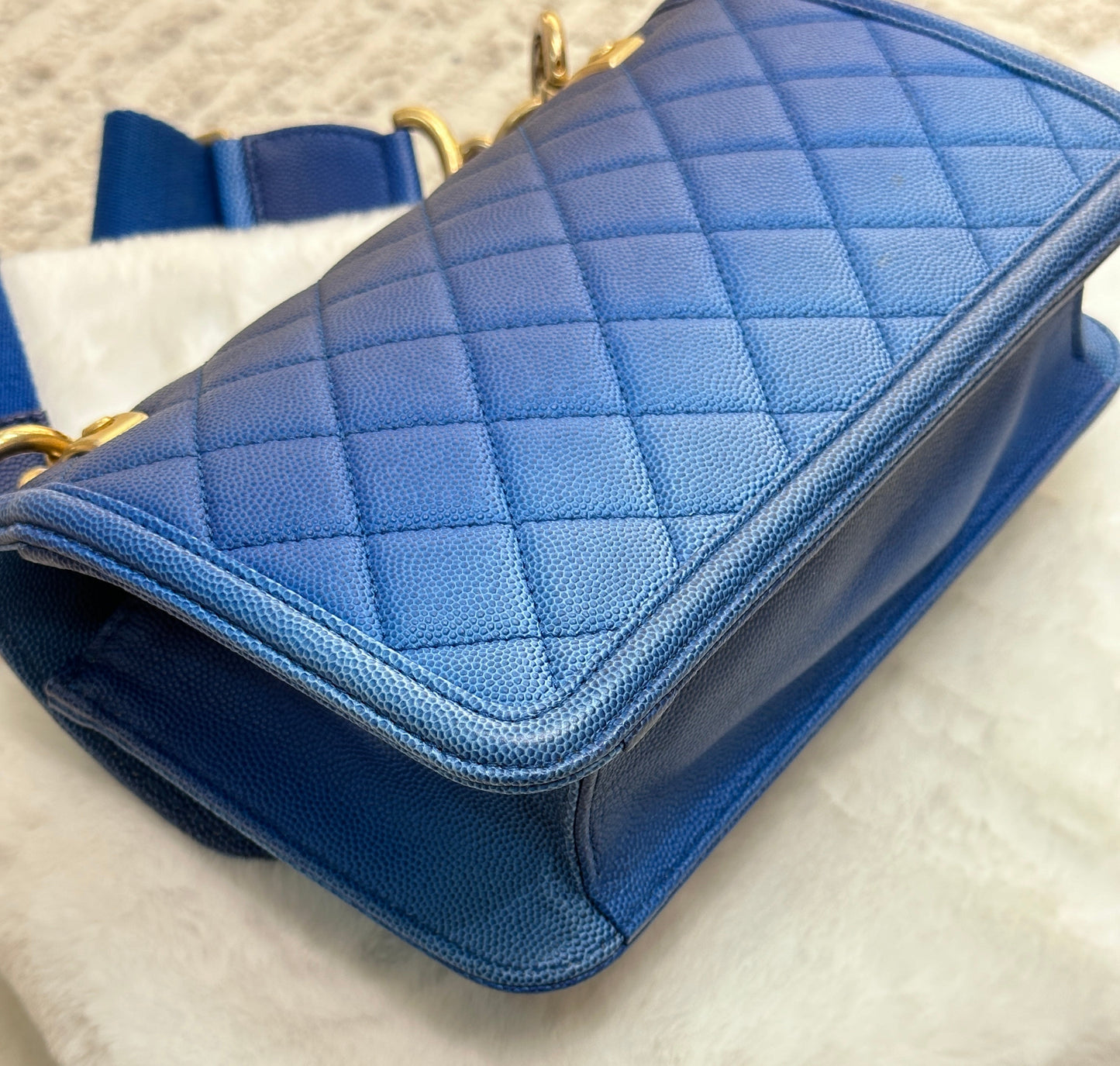 CHANEL Caviar Quilted Small Sunset On The Sea Flap Blue