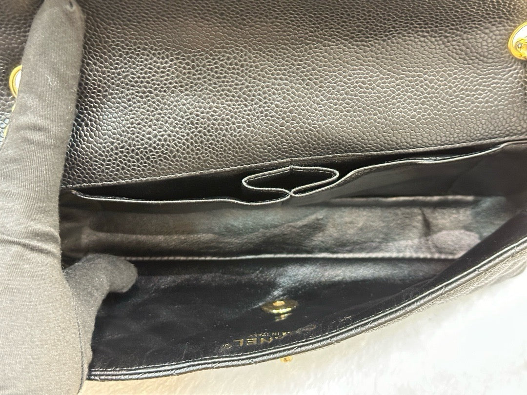 Chanel Caviar East West Flap Bag Black GHW holo 1304 db