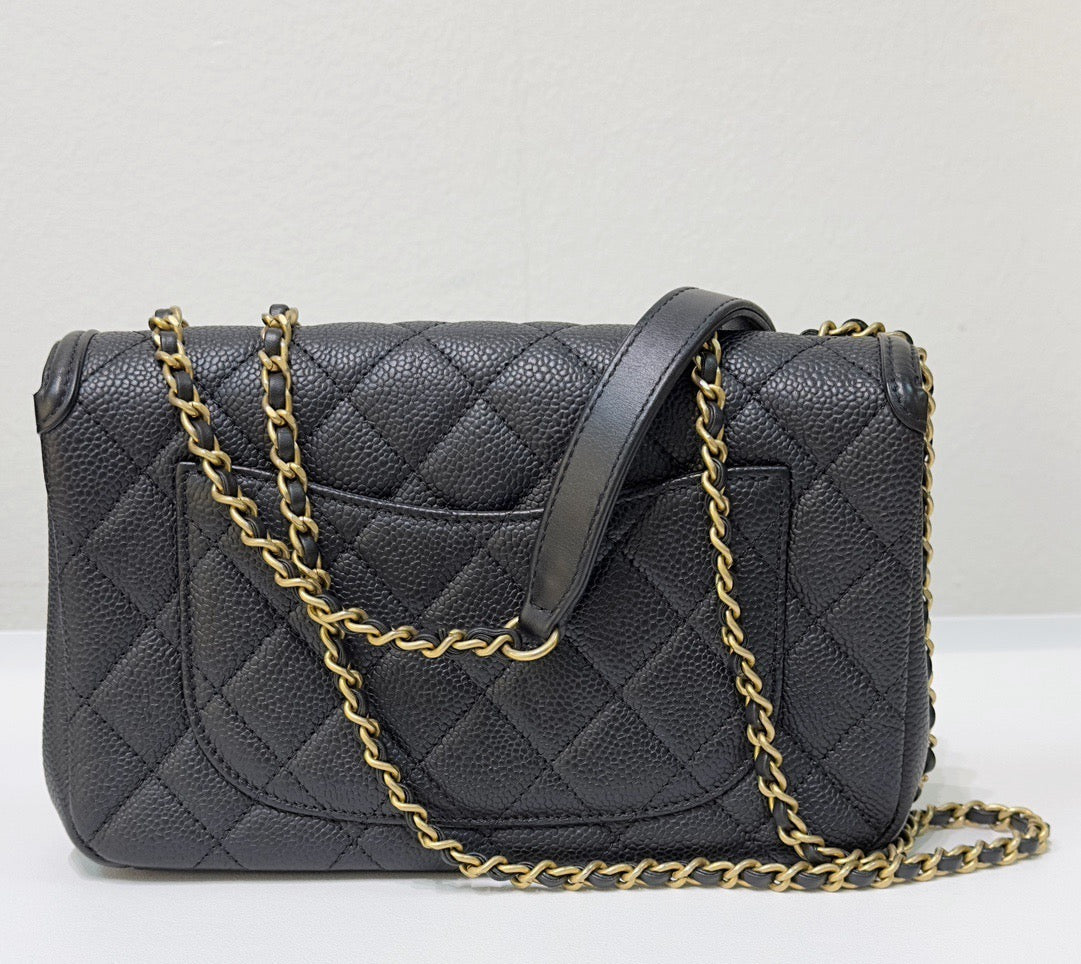 Chanel Small Caviar Quilted CC Filigree Flap Black GHW 2478 holo card