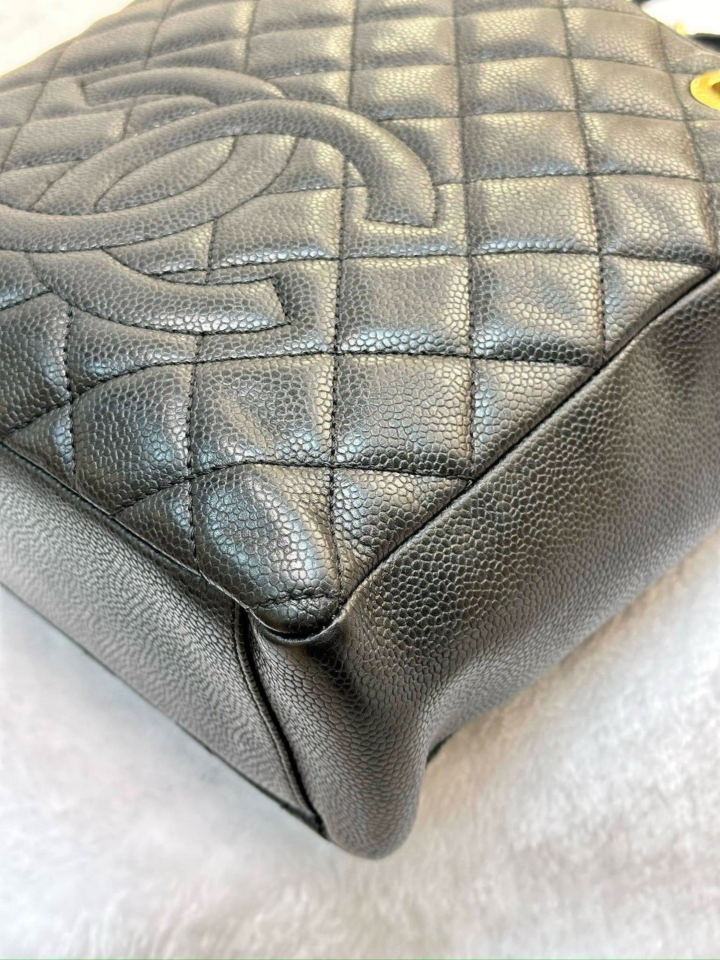Chanel Caviar Quilted Petit Shopping Tote PST Black