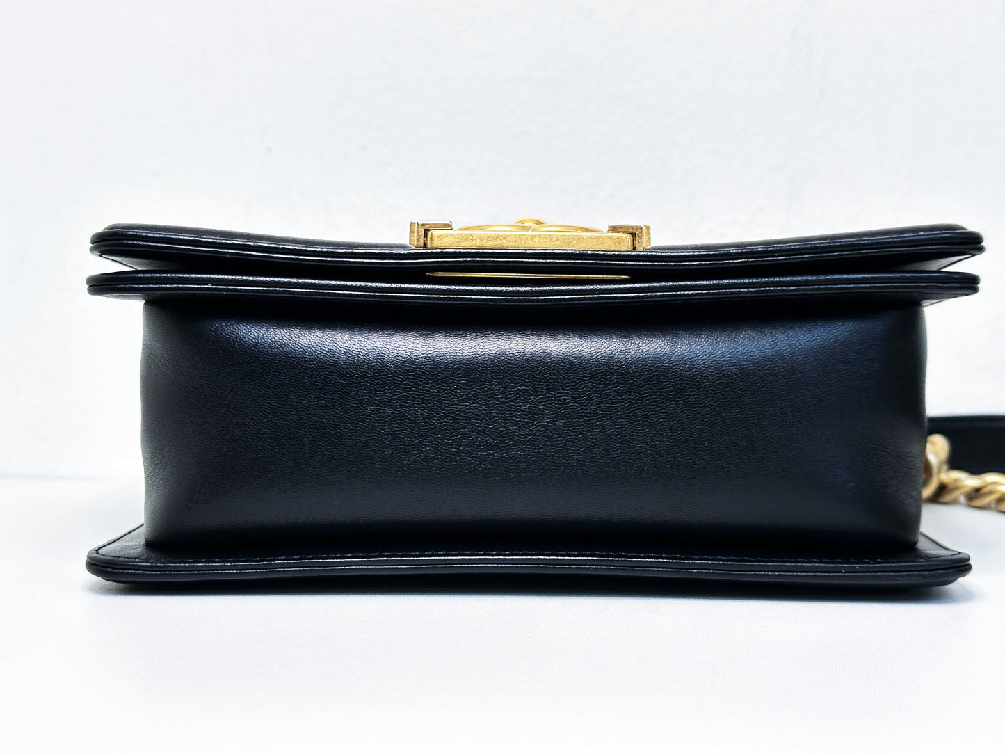 CHANEL SMALL BOY BAG CAVIAR BLACK GHW 2457 holo card