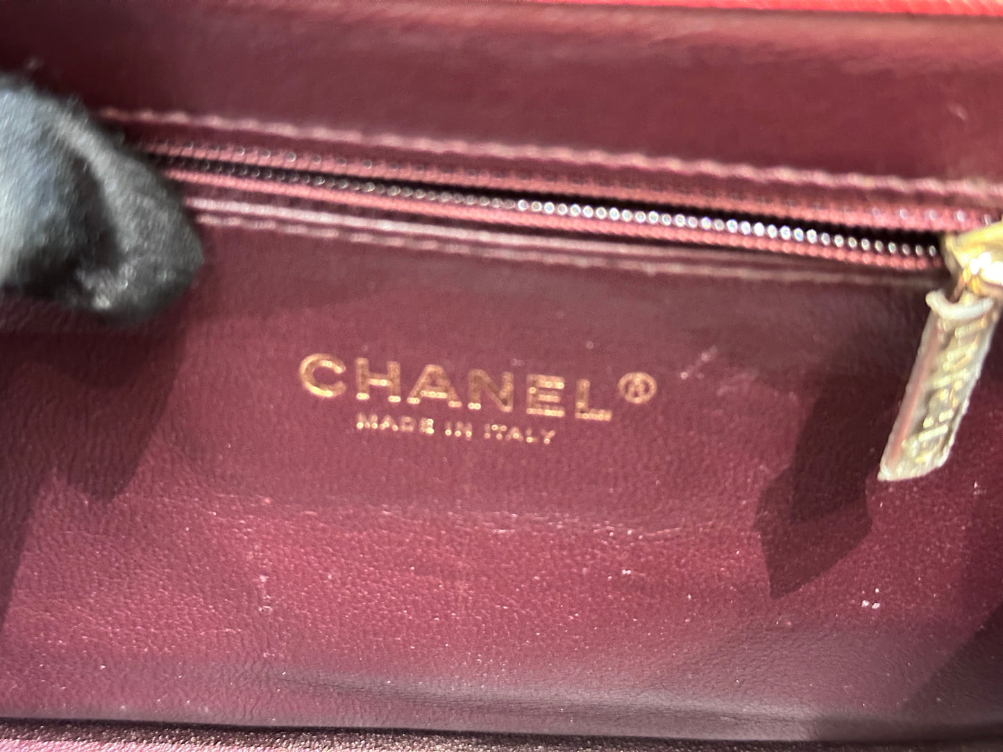 CHANEL Small Business Affinity Bag Red