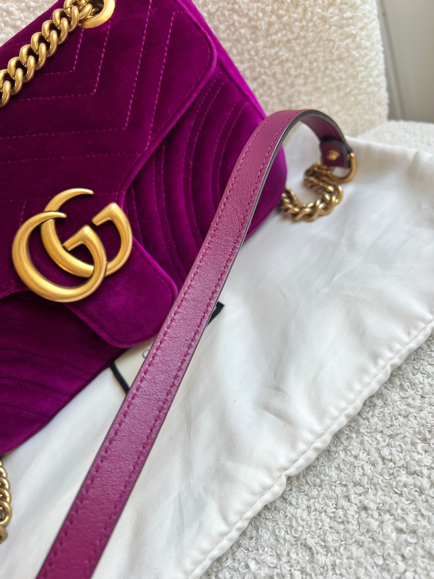 Gucci GG Fuchsia Velvet Marmont Small Shoulder Bag (RRP £1490)