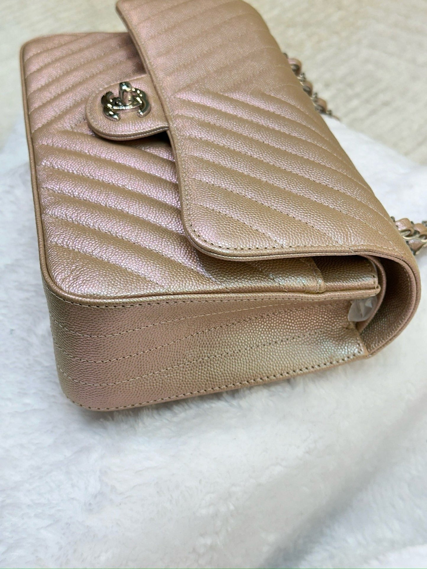 Chanel Medium Classic Chevron Caviar Double Flap 17B Rose Gold SHW