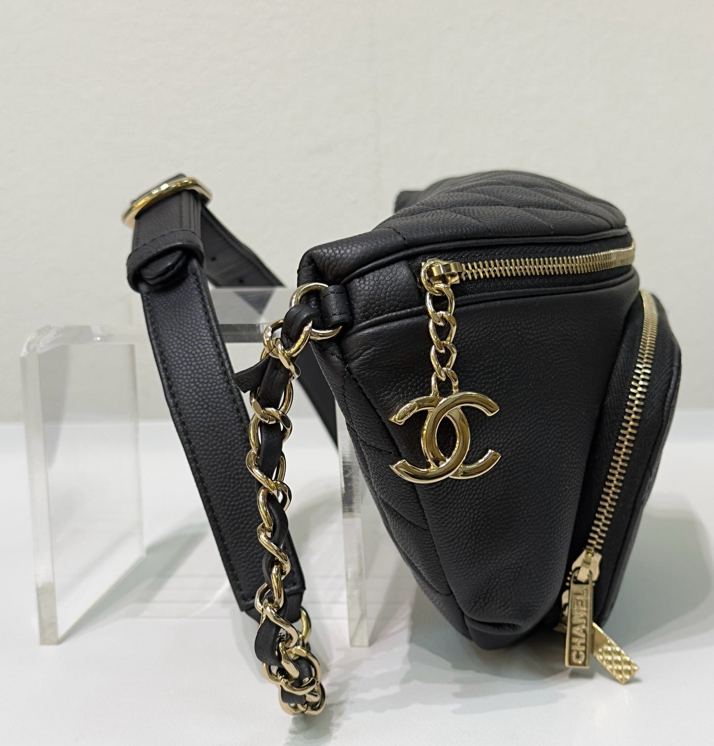 Chanel Black Quilted Caviar Leather Business Affinity Waist Belt Bag 27 holo card