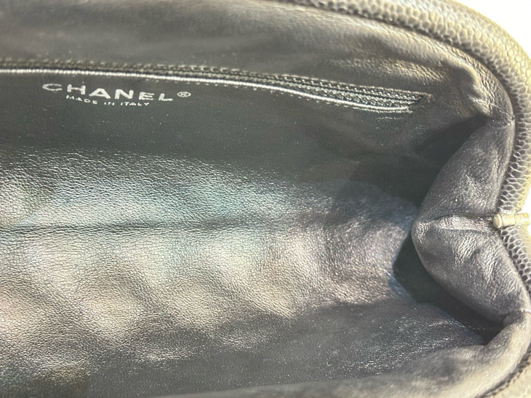 Chanel Quilted Timeless Kisslock Clutch Black Caviar SHW 1634 holo card