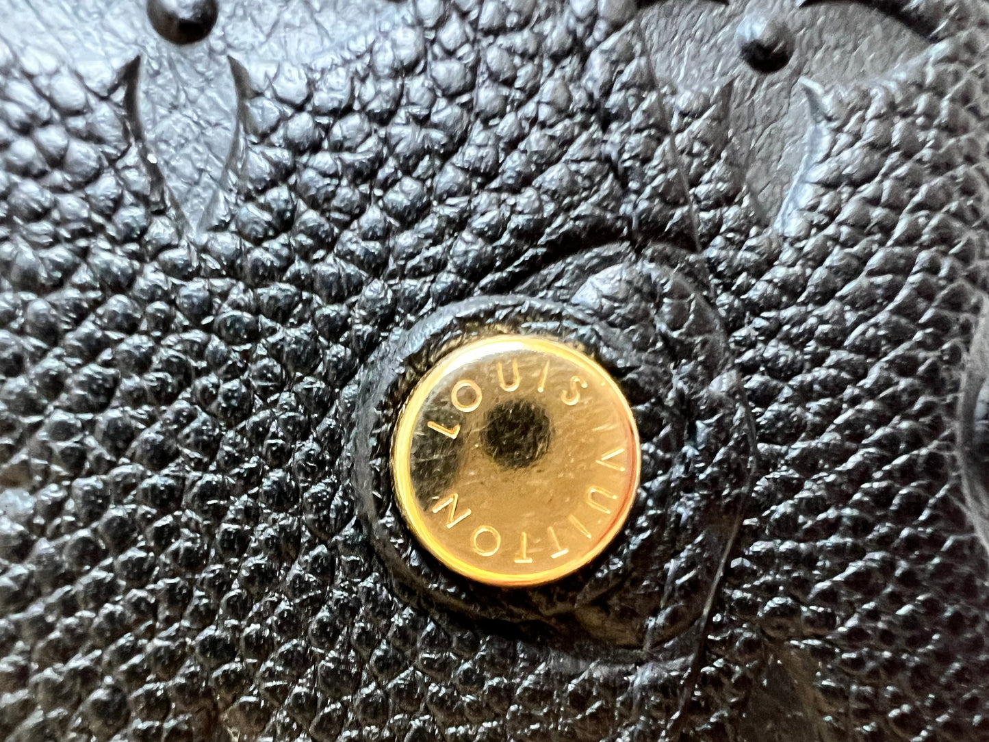 Louis Vuitton Key Pouch Black Empreinte
