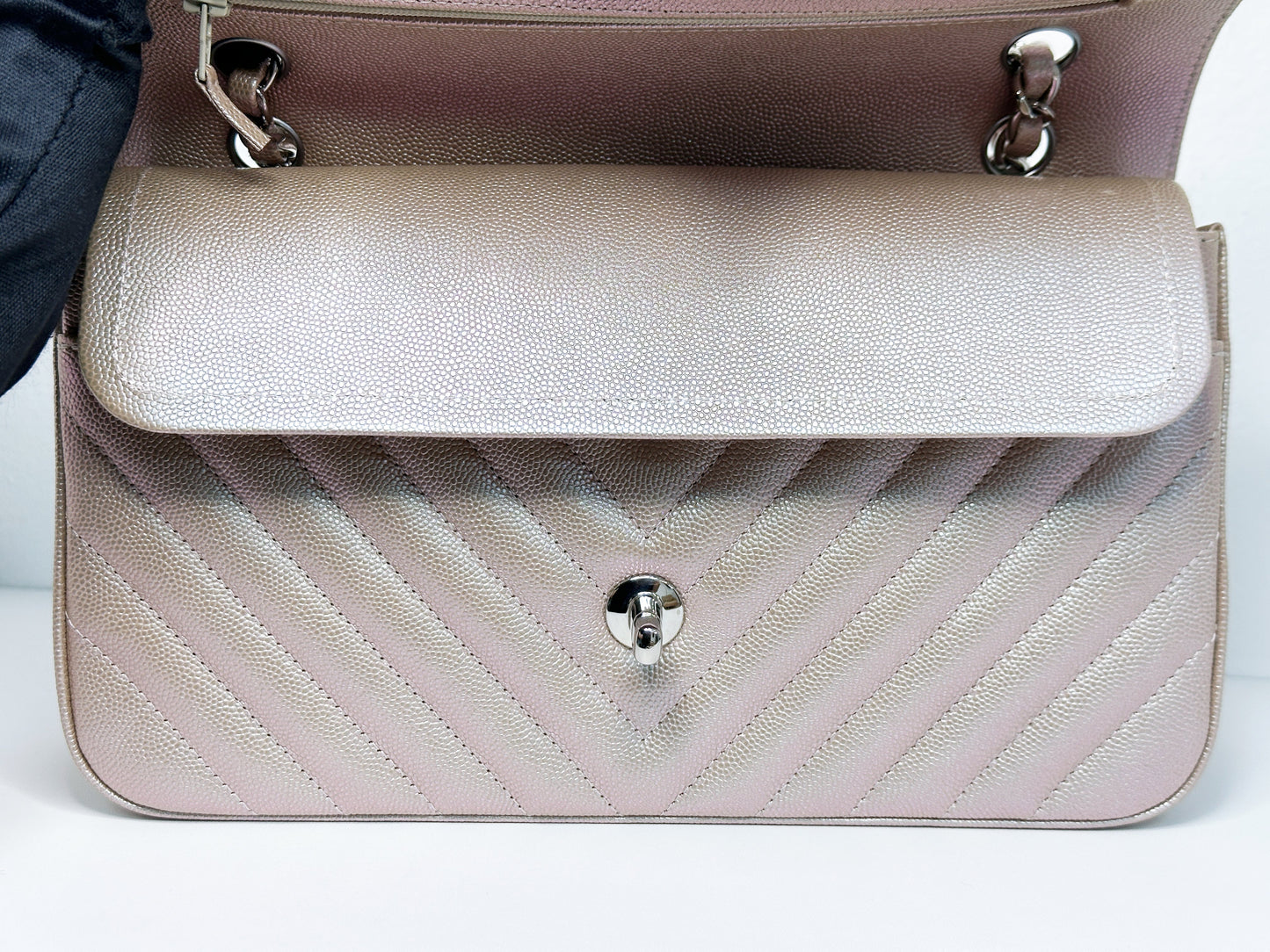 Chanel Medium Classic Chevron Caviar Double Flap Rose Gold SHW 24769 holo card