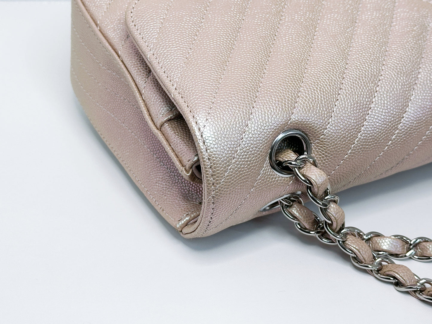 Chanel Medium Classic Chevron Caviar Double Flap Rose Gold SHW 24769 holo card