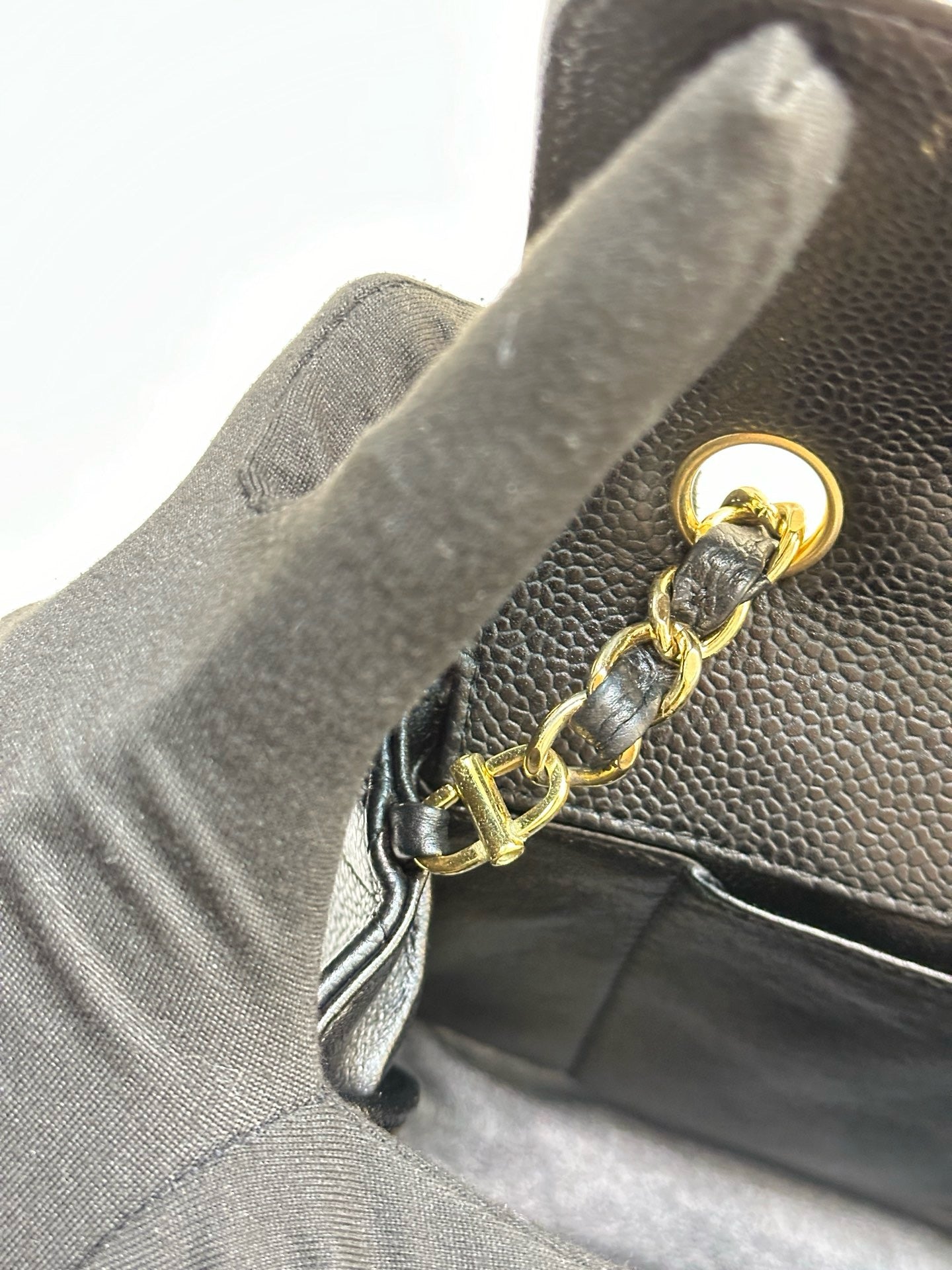 Chanel Caviar East West Flap Bag Black GHW holo 1304 db