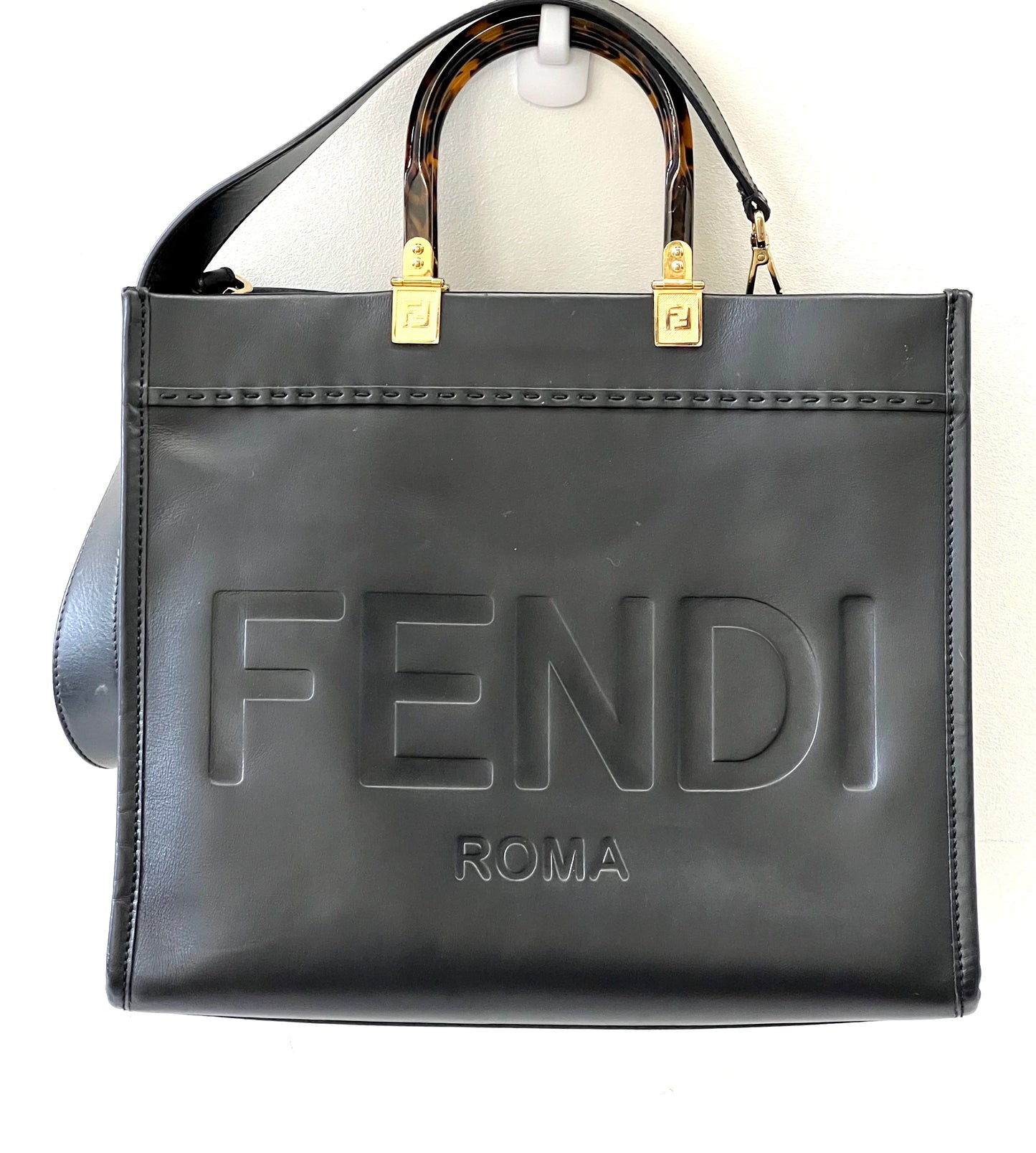 FENDI LEATHER SUNSHINE MEDIUM SHOPPER TOTE BAG
