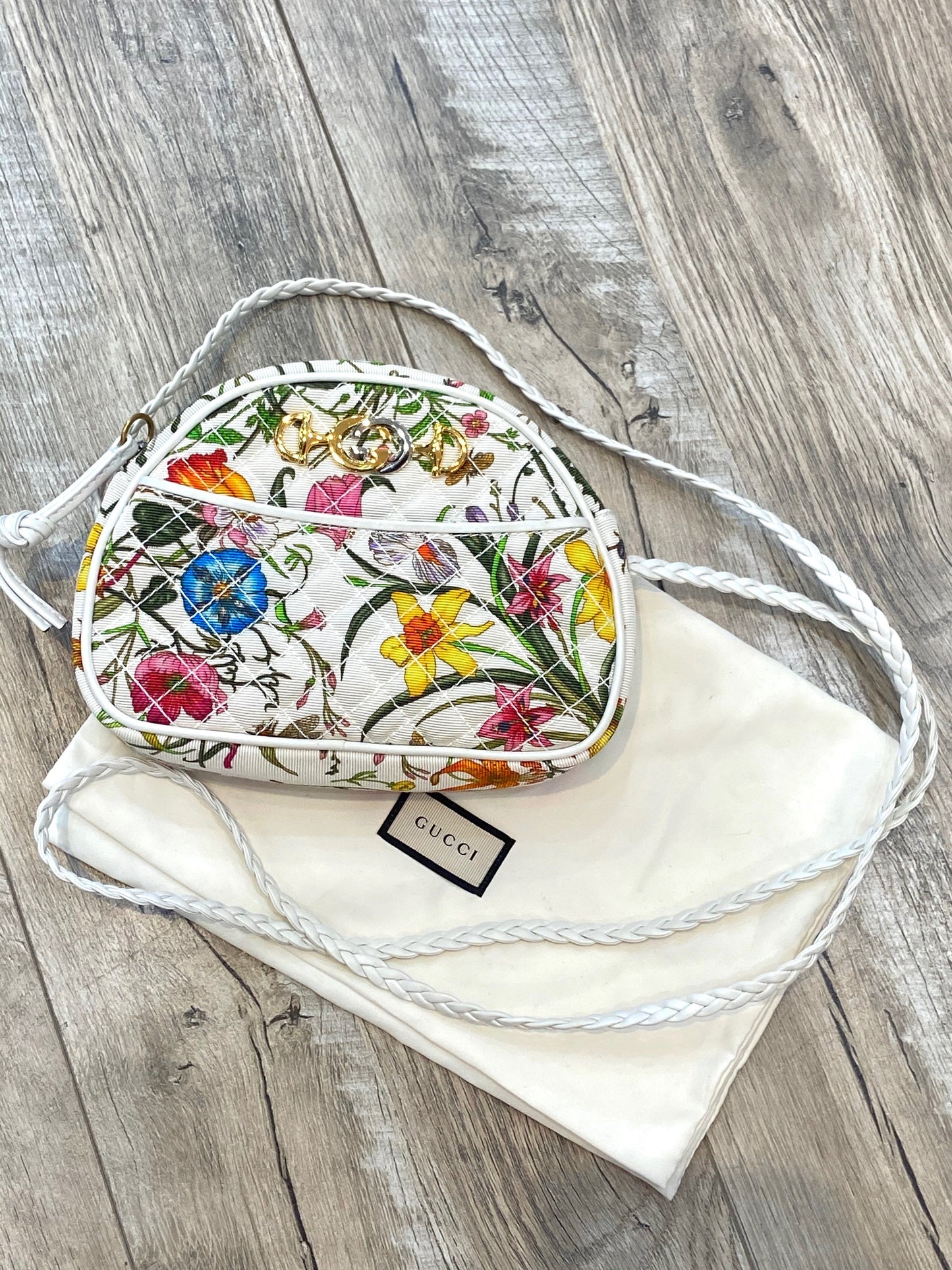 GUCCI FLORA TRAPUNTATA MINI ZUMI DOME SHOULDER BAG