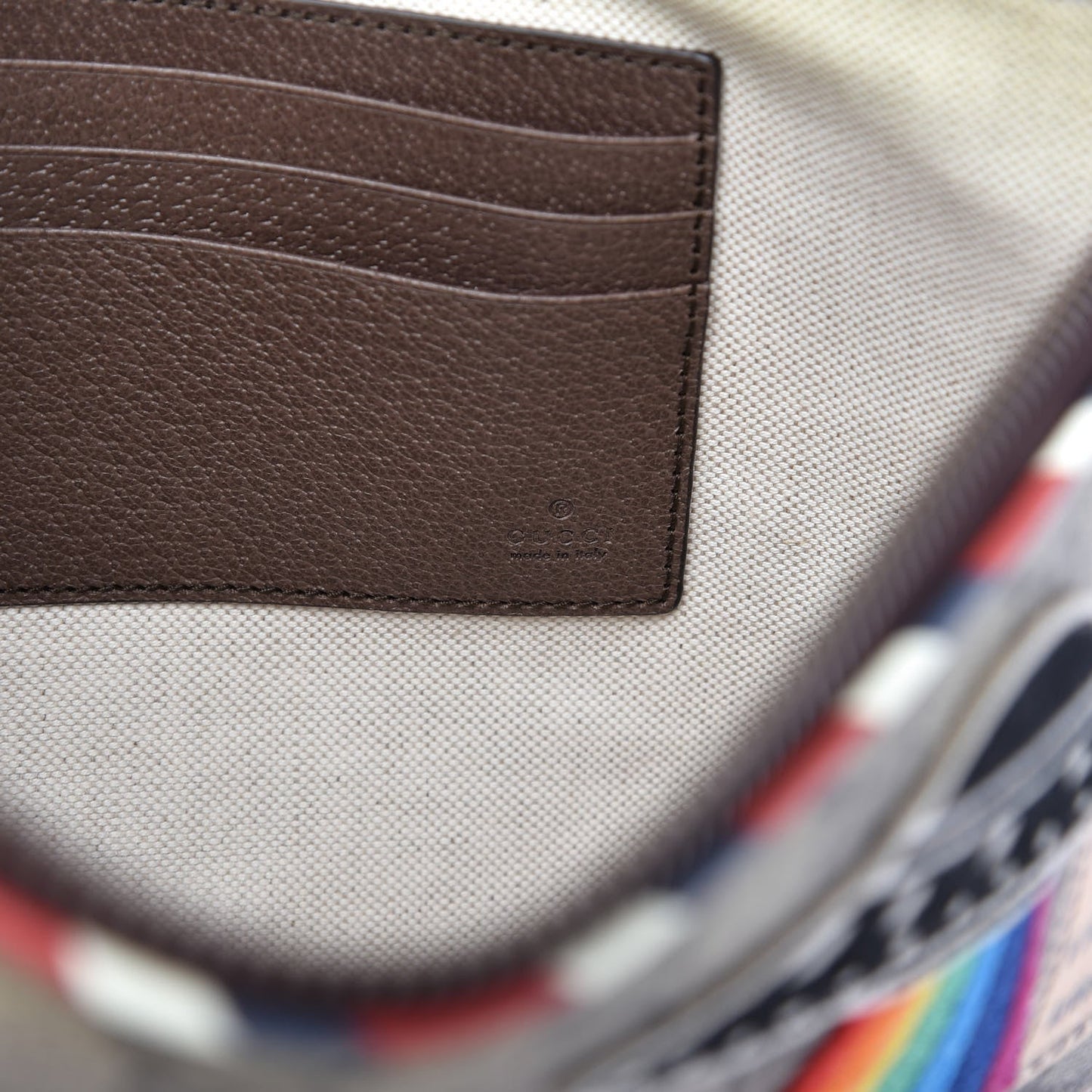 GUCCI GG SUPREME COURIER CLUTCH BAG