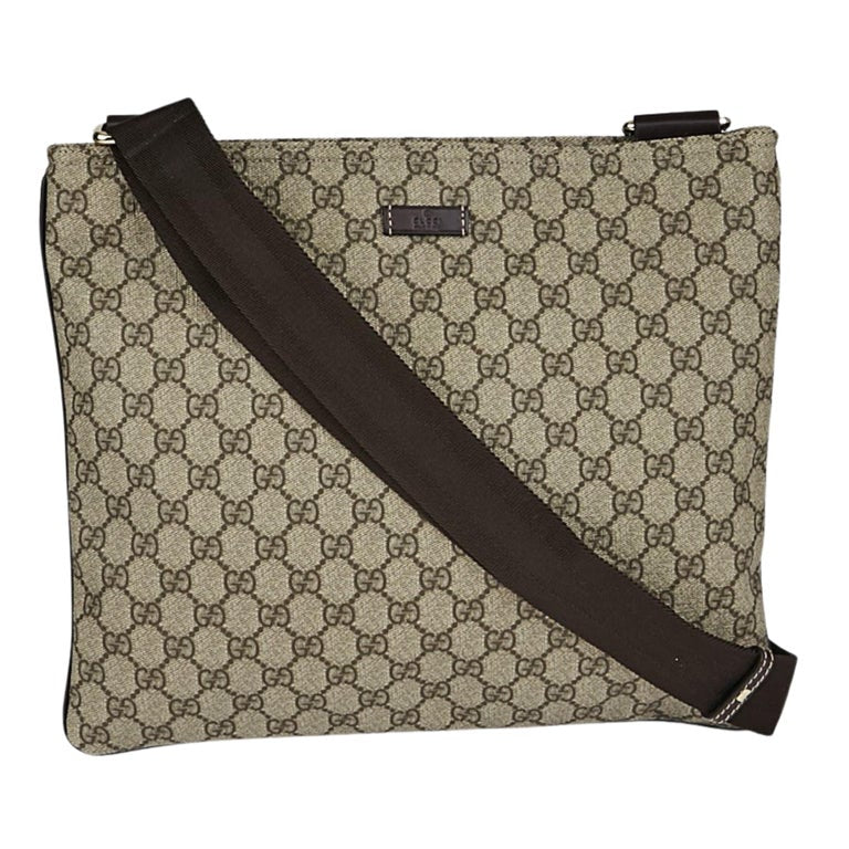 GUCCI GG SUPREME MONOGRAM MESSENGER BAG