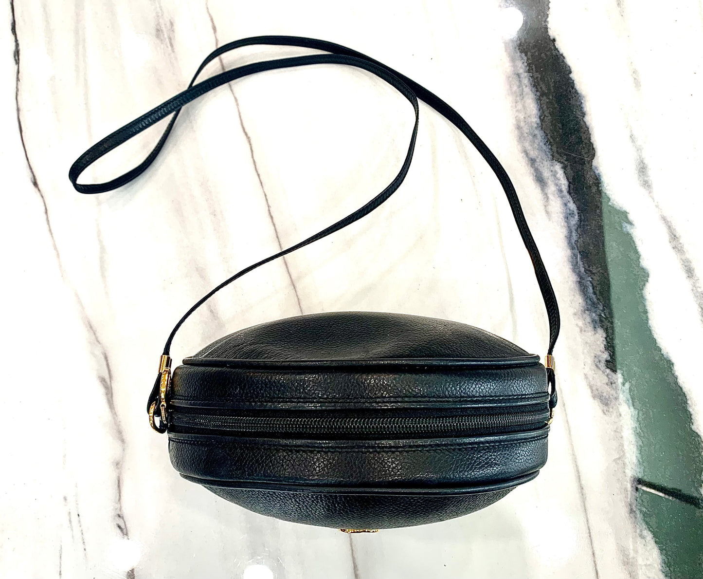 GUCCI VINTAGE ROUND CANTEEN-STYLE LEATHER BAG