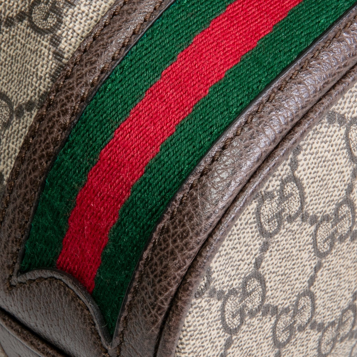 GUCCI GG Supreme Ophidia Bucket Bag