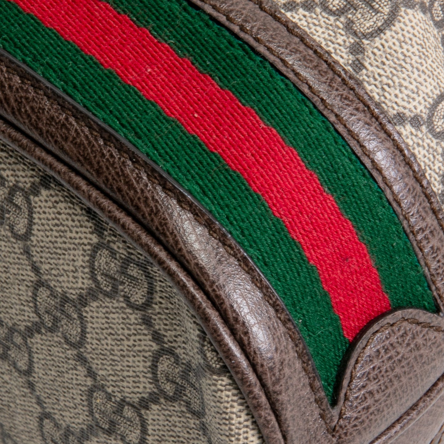 GUCCI GG Supreme Ophidia Bucket Bag