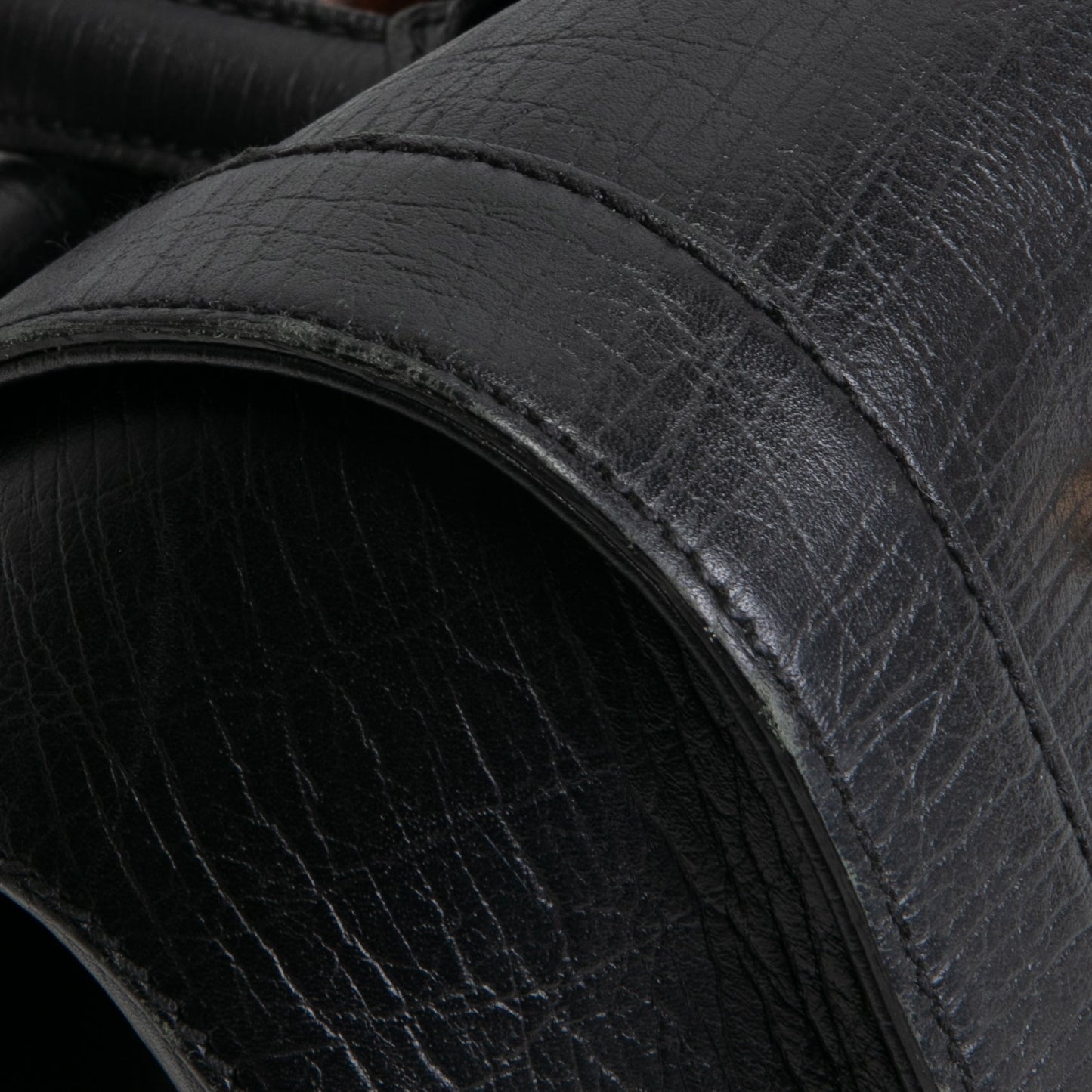 GUCCI Medium Bamboo Bullet Bag - Black