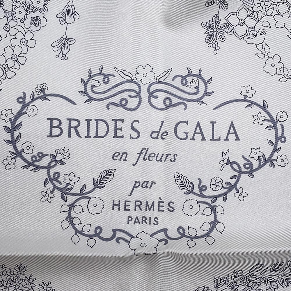 HERMES Carre Brides de Gala en Fleurs Size 90 Ebene/Blanc/Grease Silk100%