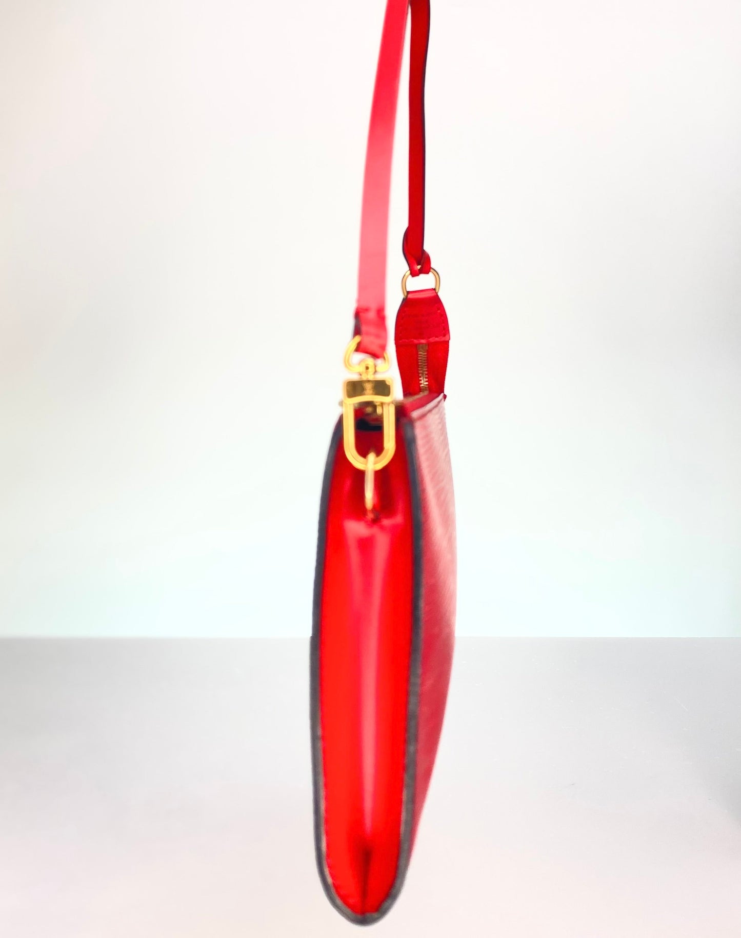 Vintage Louis Vuitton Epi Pouchette