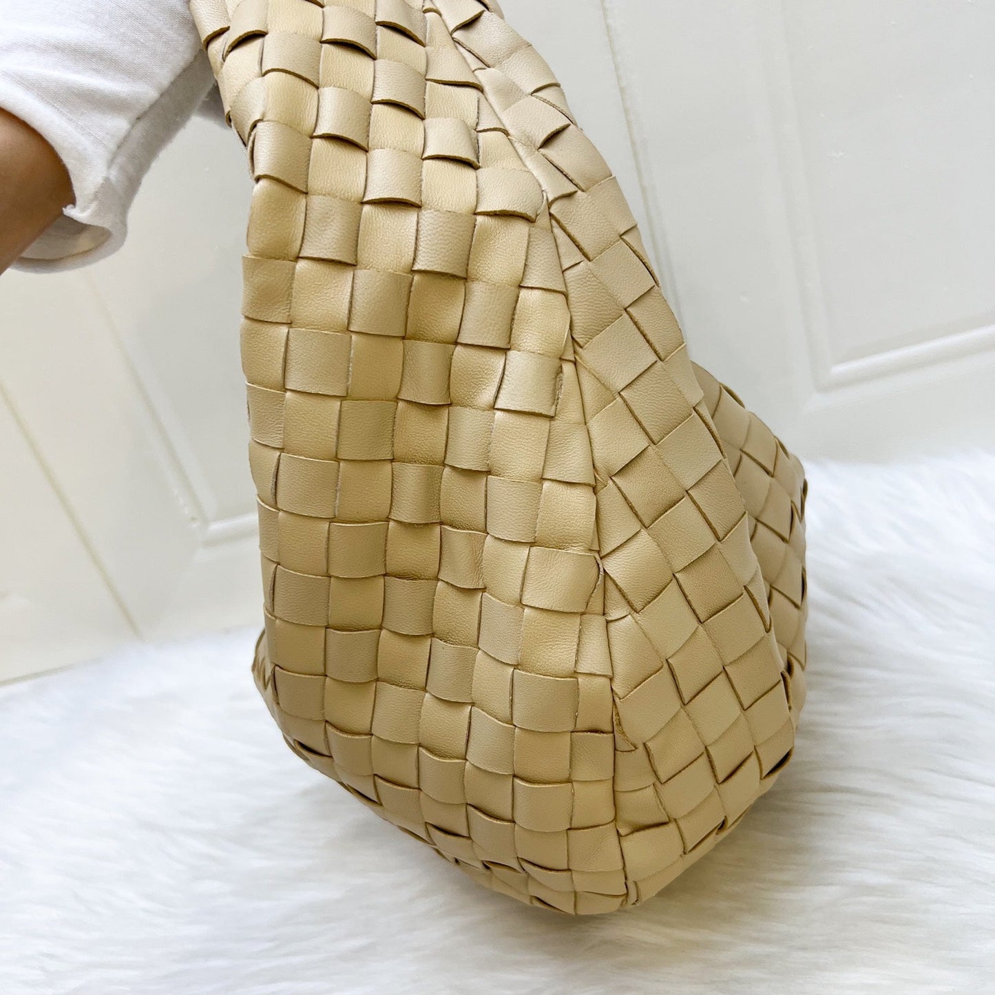Bottega Veneta Teen (Current Small) Jodie Hobo Bag in Porridge (Light Beige) Intrecciato Lambskin and GHW