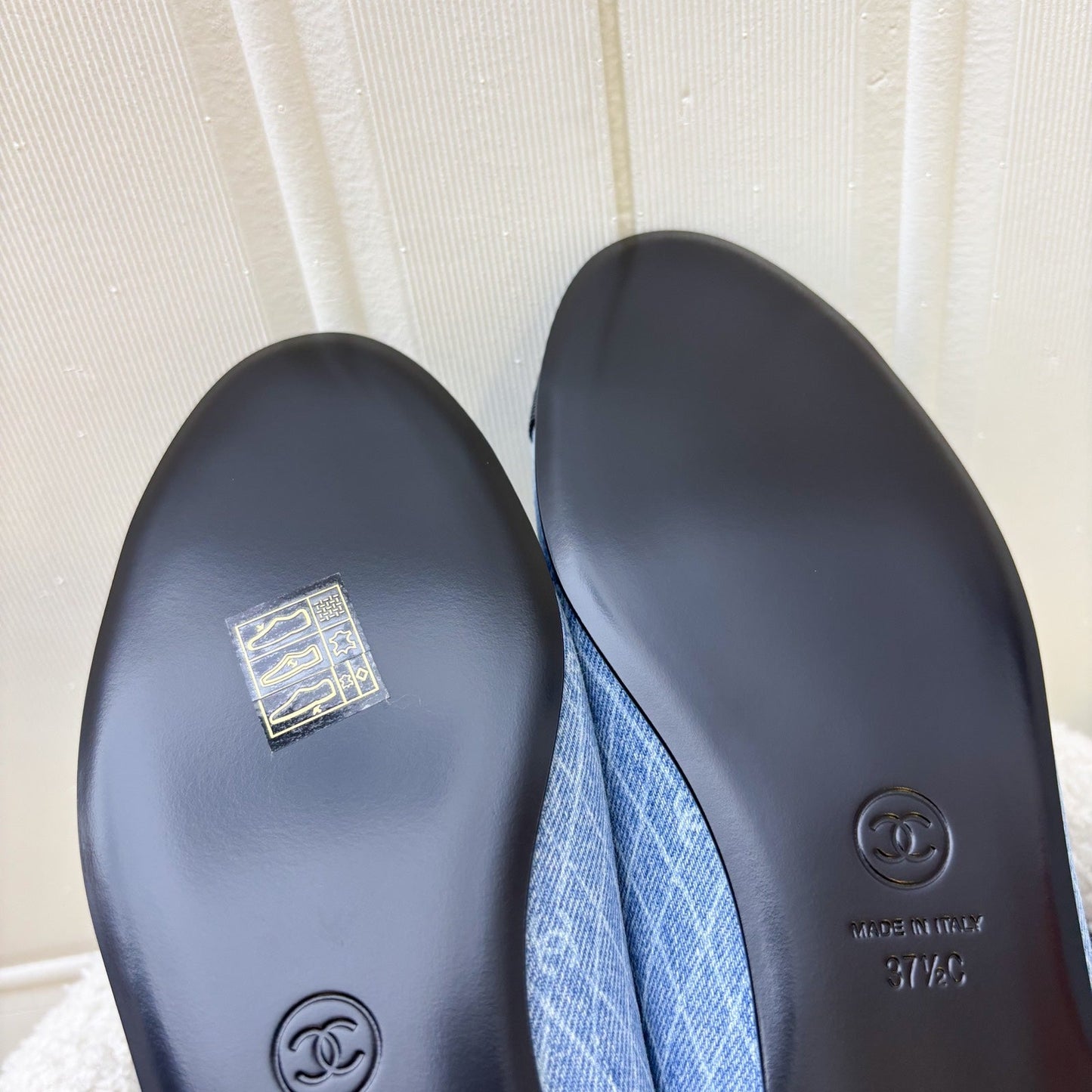 Chanel Classic Ballerina Pumps in Embroidered Light Blue Denim / Black Gosgrain Sz 37.5