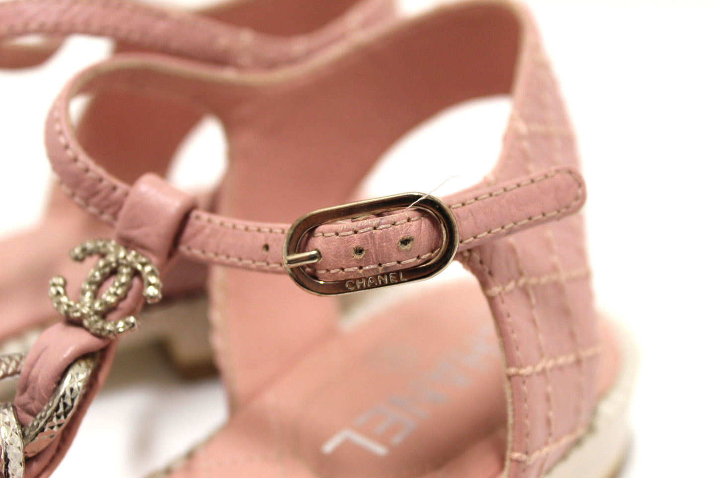 Chanel Pink Quilted Leather Chain Link Thong Flat Sandals Size 37