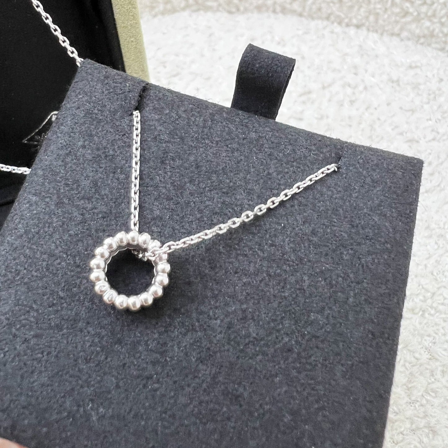 Van Cleef & Arpels VCA Perlee CHavik Shops3 Rows Pendant in 18K White Gold