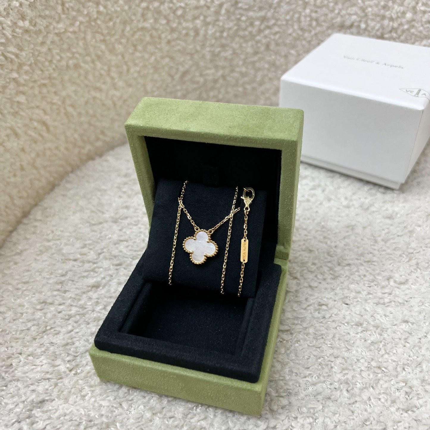 Van Cleef & Arpels VCA Vintage Alhambra Pendant Necklace with White Mother of Pearl MOP in 18K Yellow Gold (Ref: VCARA45900)