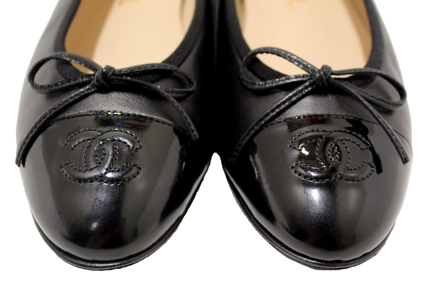 Chanel Black Lambskin & Patent Calfskin Ballet Flats Size 37
