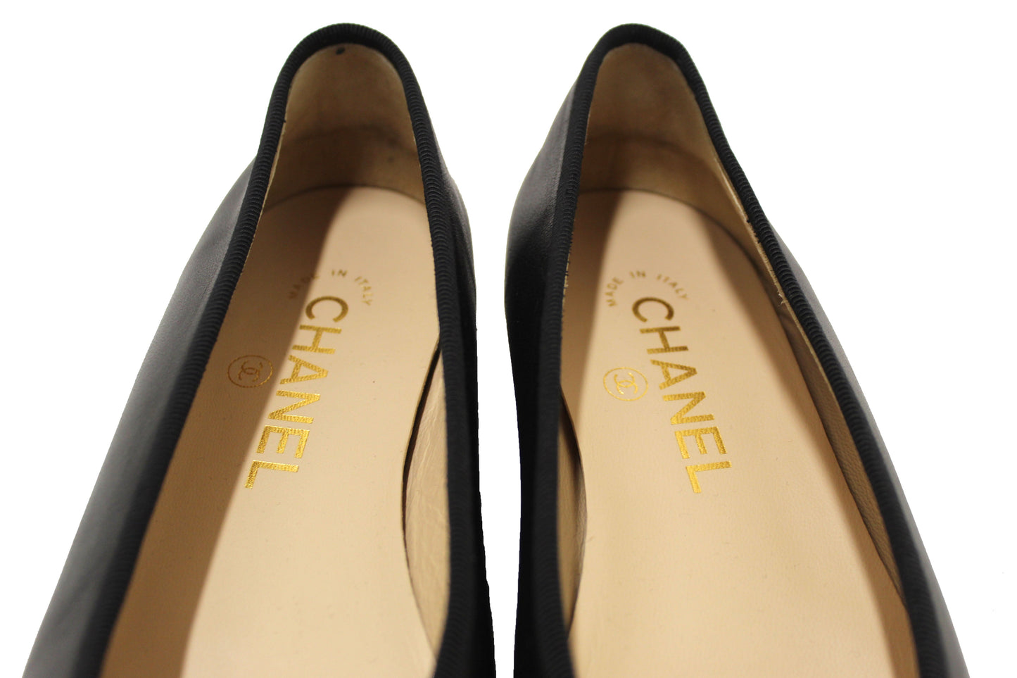 Chanel Black Lambskin & Patent Calfskin Ballet Flats Size 37