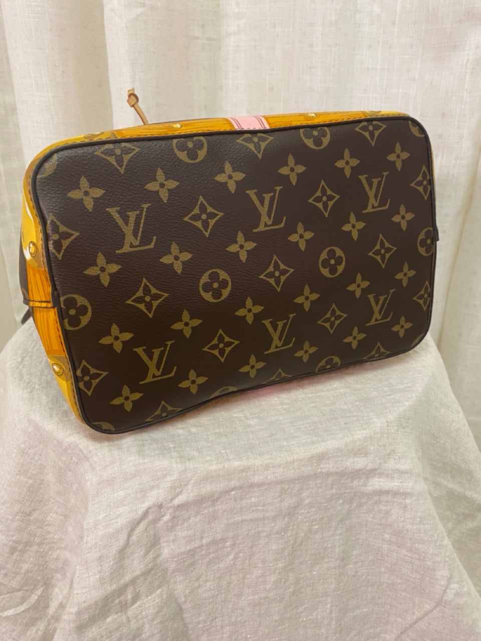 Louis Vuitton Preloved Neo Noe' Bucket Bag Summer Trunk
