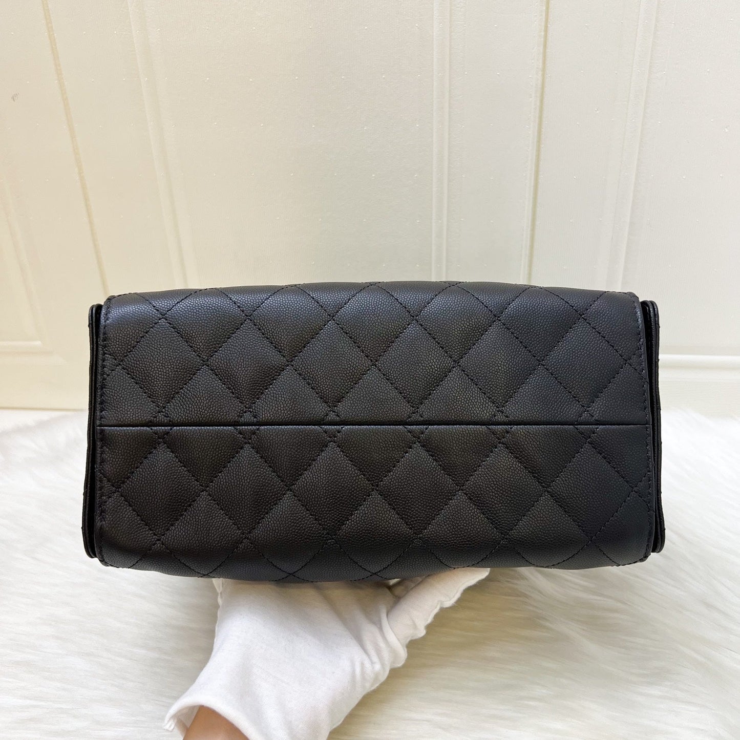 Chanel 25 Small Hobo Bag in Black Caviar and AGHW (Model: AS5293)