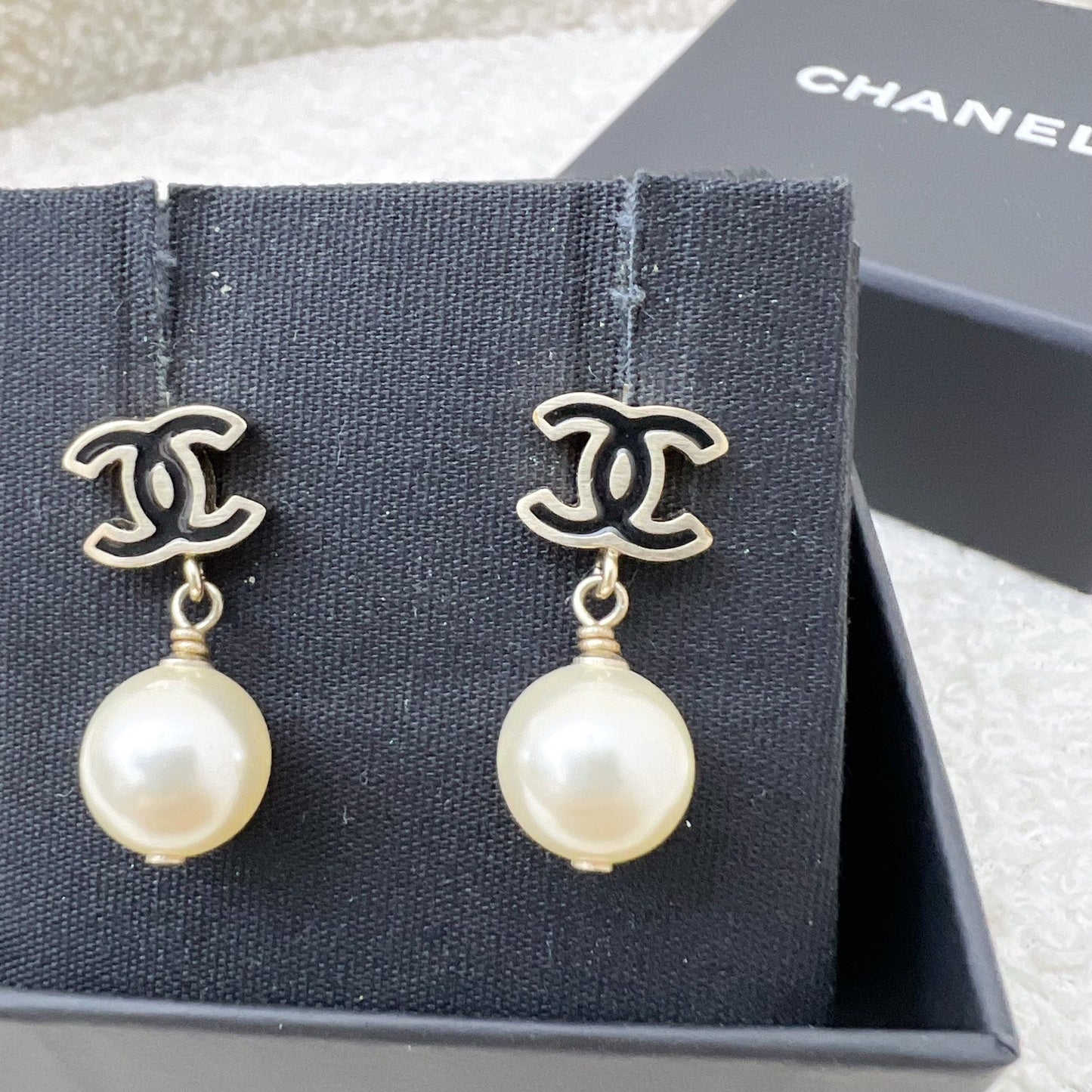 Chanel CC Logo Pearl Drop Earrings