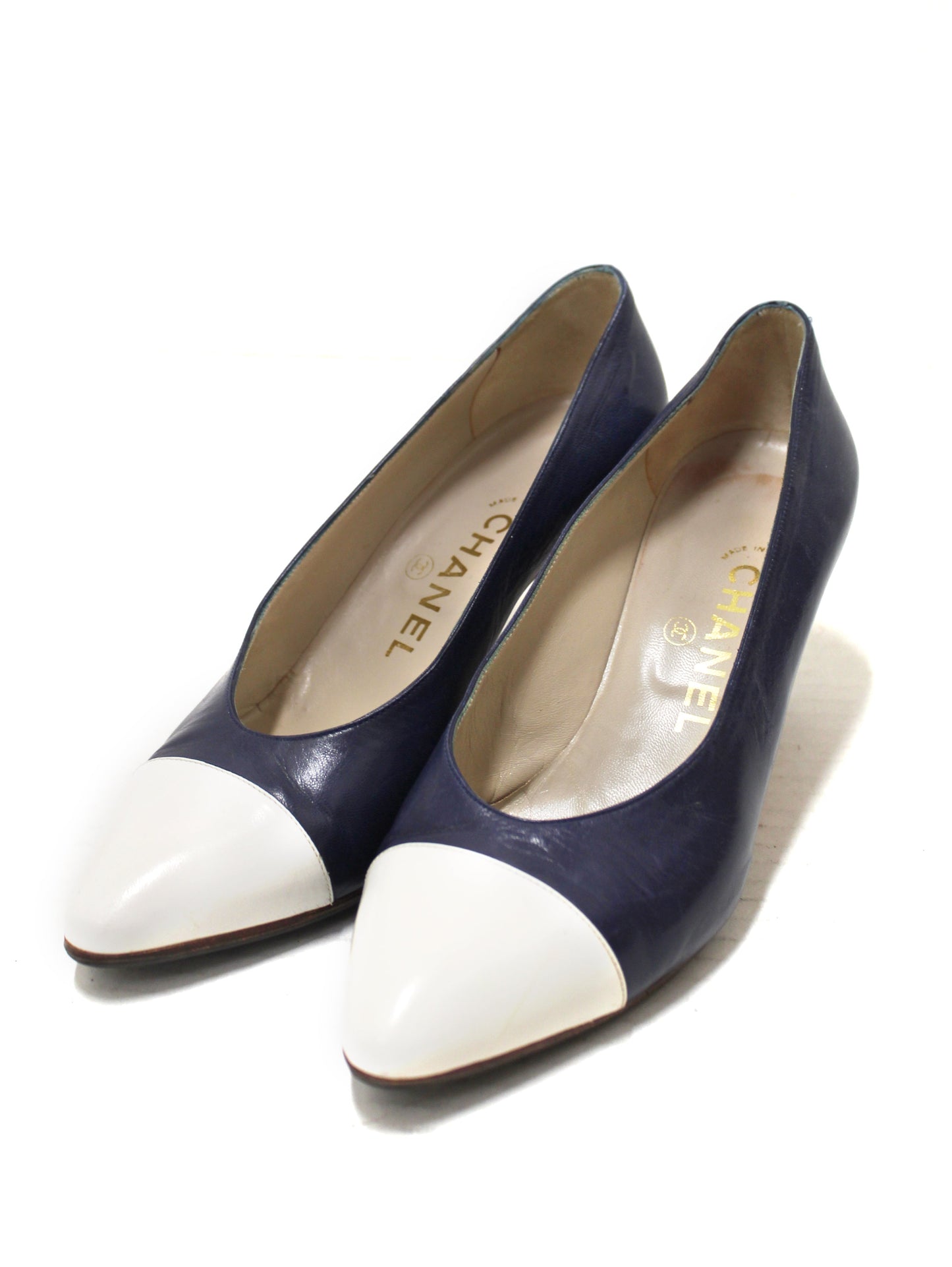 Chanel Navy and White Leather Pointed Heel size 35.5