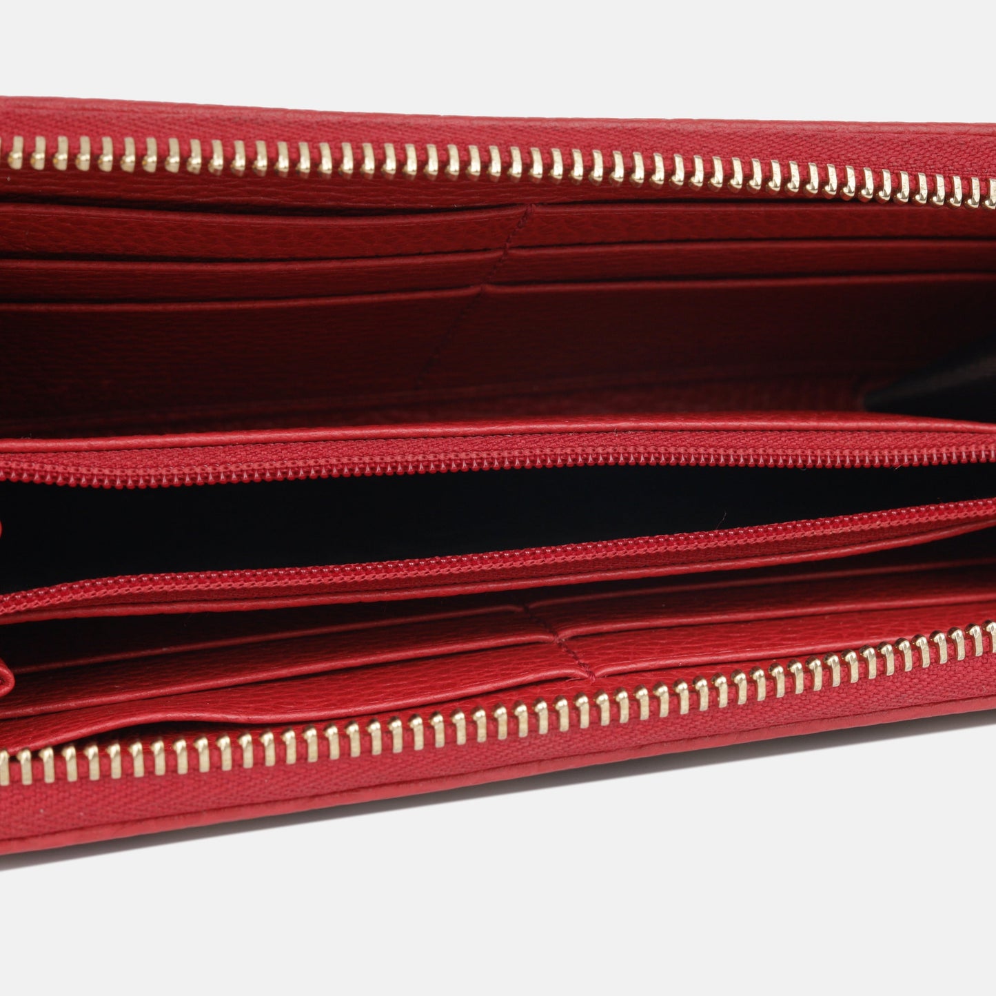 Gucci Zip Around Wallet