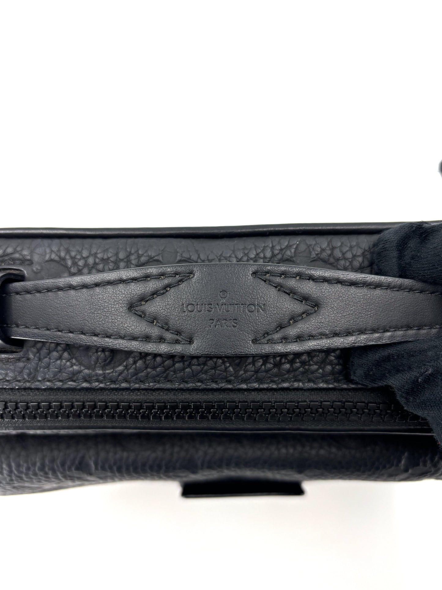 Louis Vuitton S Lock Messenger Taurillon leather