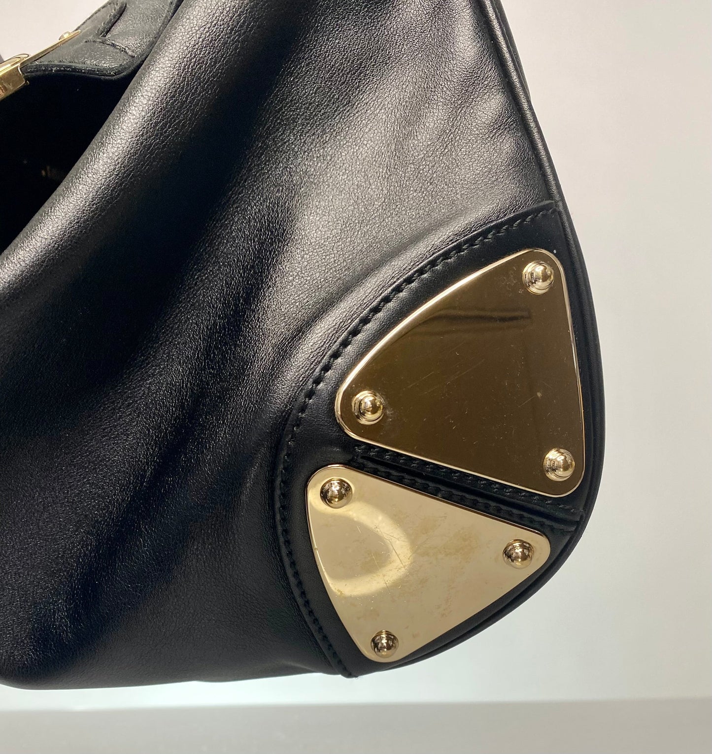 Preloved Gucci Leather Indy Hobo Bag