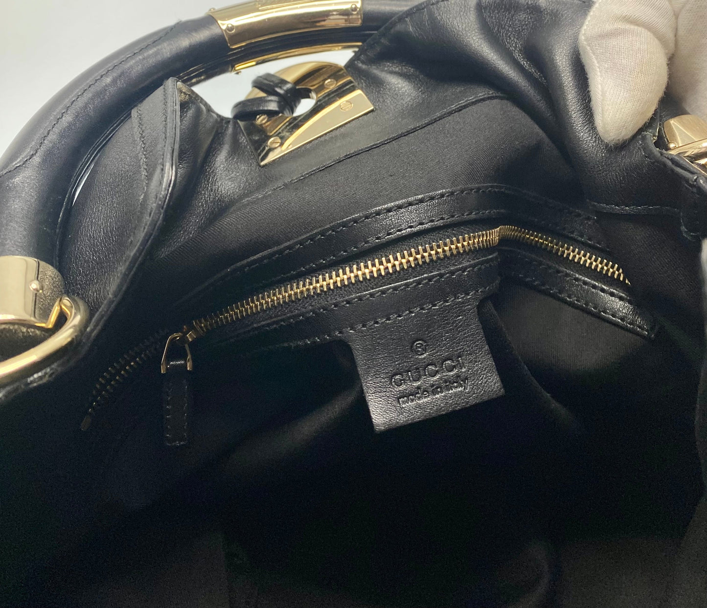 Preloved Gucci Leather Indy Hobo Bag