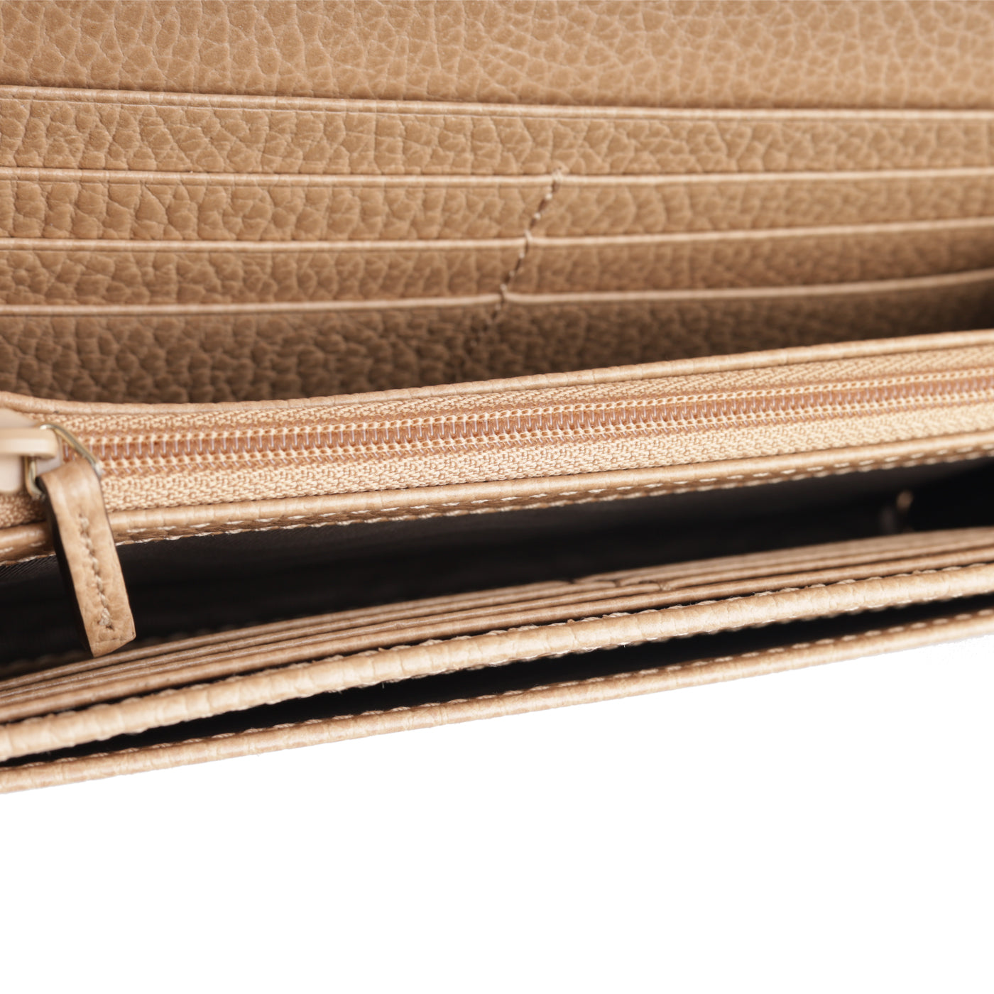 Gucci Interlocking GG Long Wallet - Beige