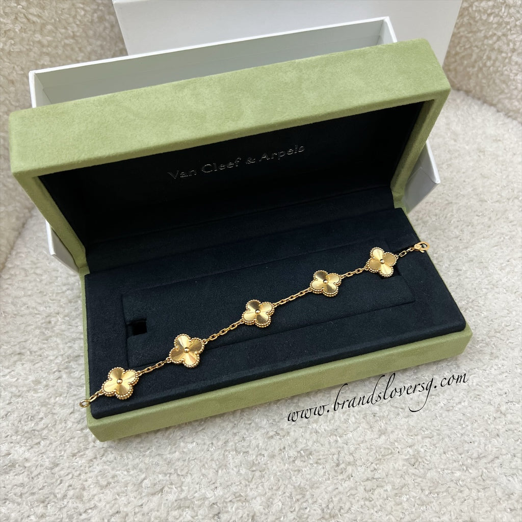 Van Cleef & Arpels VCA Vintage Alhambra 5 Motifs Guilloché Bracelet in 18K Yellow Gold (Extra 12 links) (Ref: VCARP3JK00)