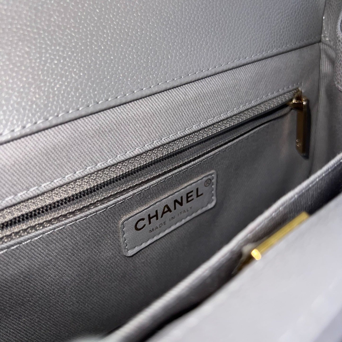 Chanel Medium Business Affinity Flap in 21B Grey Caviar and LGHW (Model: A93607)