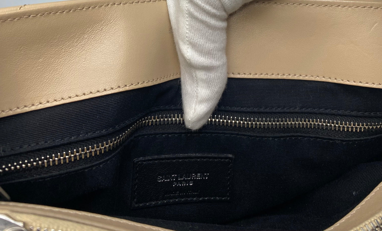 Preloved Saint Laurent Leather LouLou Medium Beige
