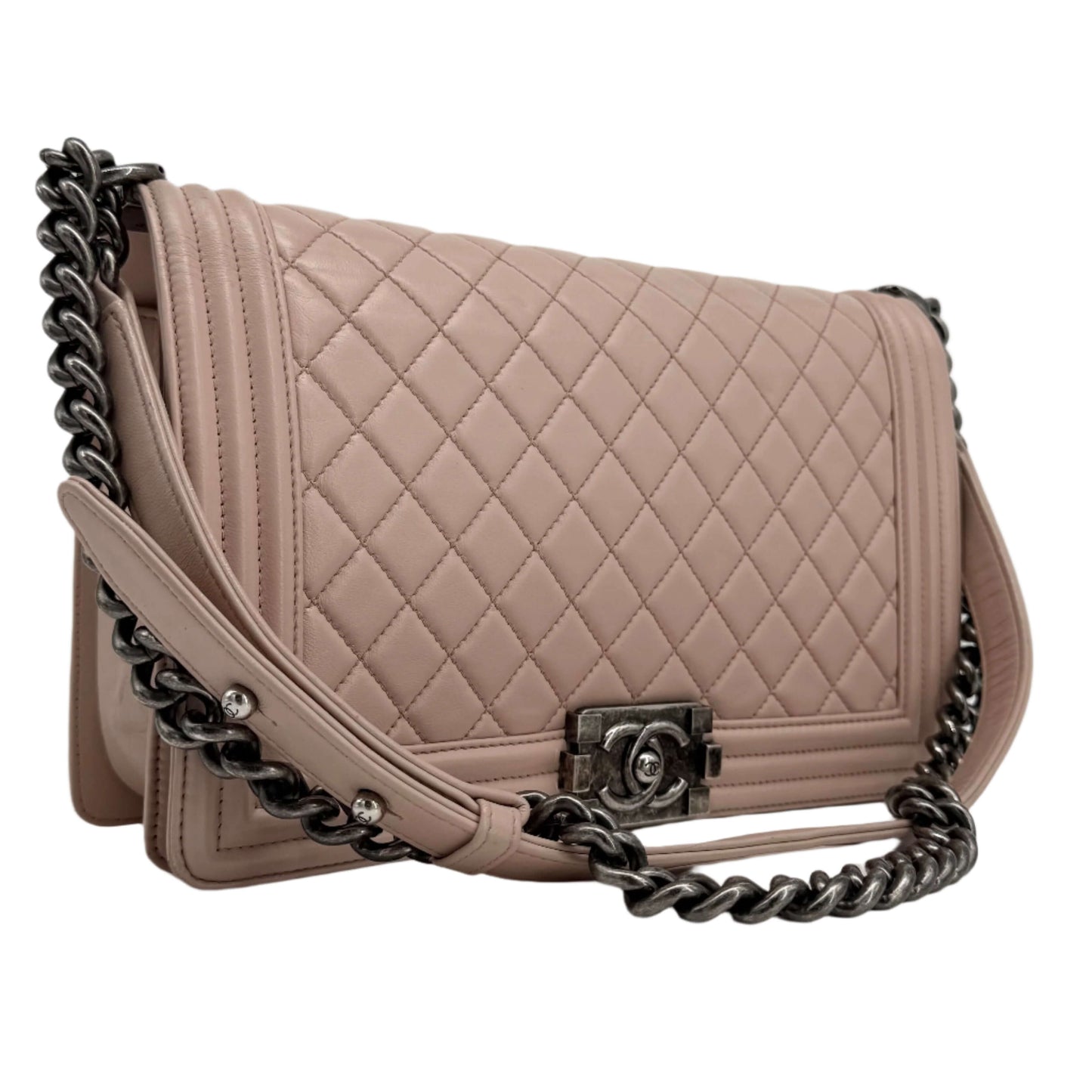 Chanel Lambskin Quilted Medium Boy Flap in Light Pink – Pre-Owned