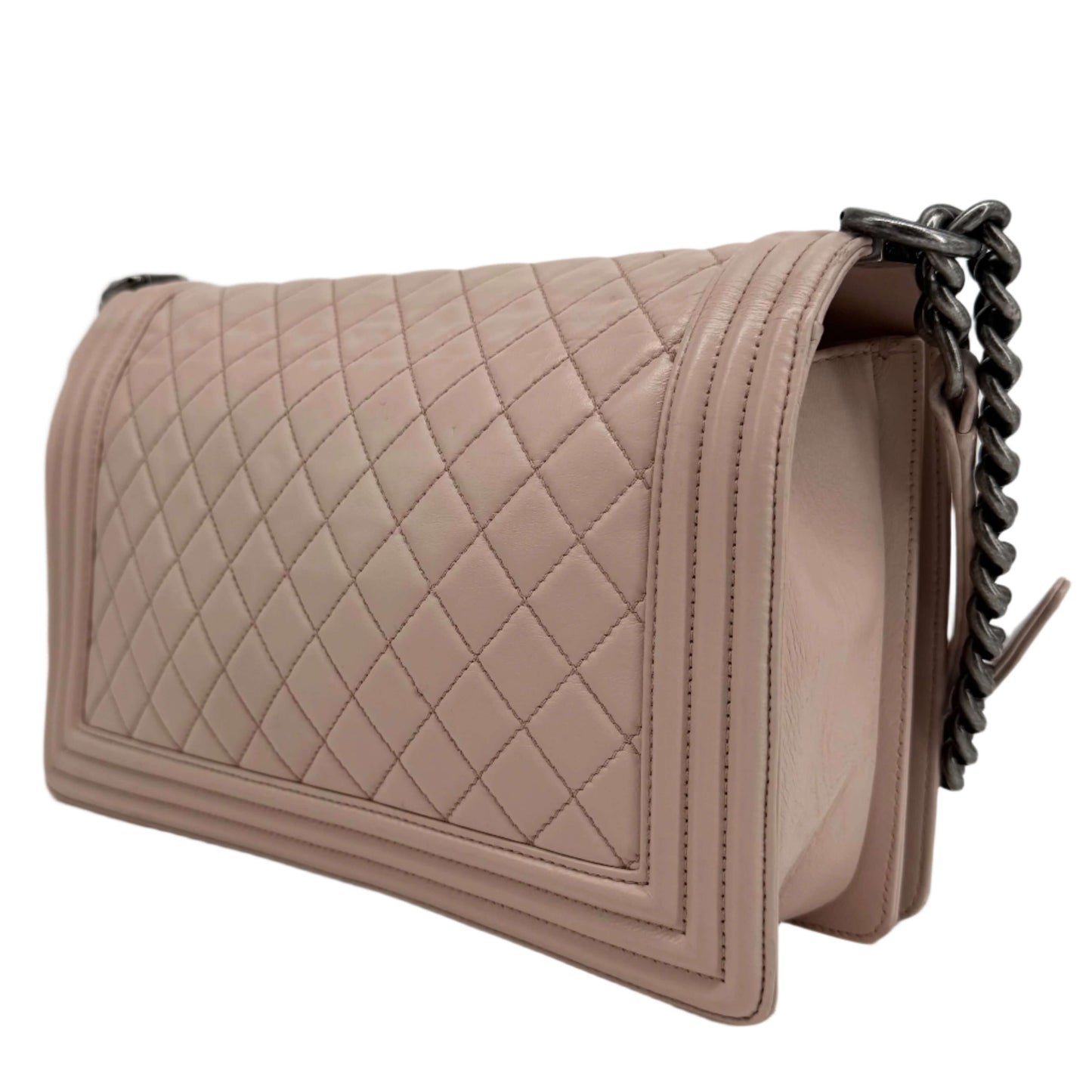 Chanel Lambskin Quilted Medium Boy Flap in Light Pink – Pre-Owned