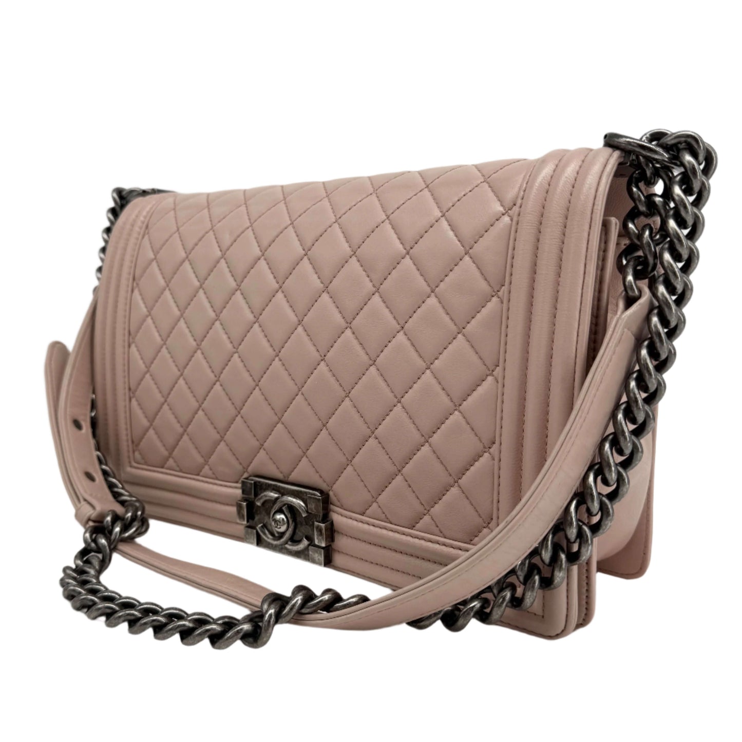 Chanel Lambskin Quilted Medium Boy Flap in Light Pink – Pre-Owned