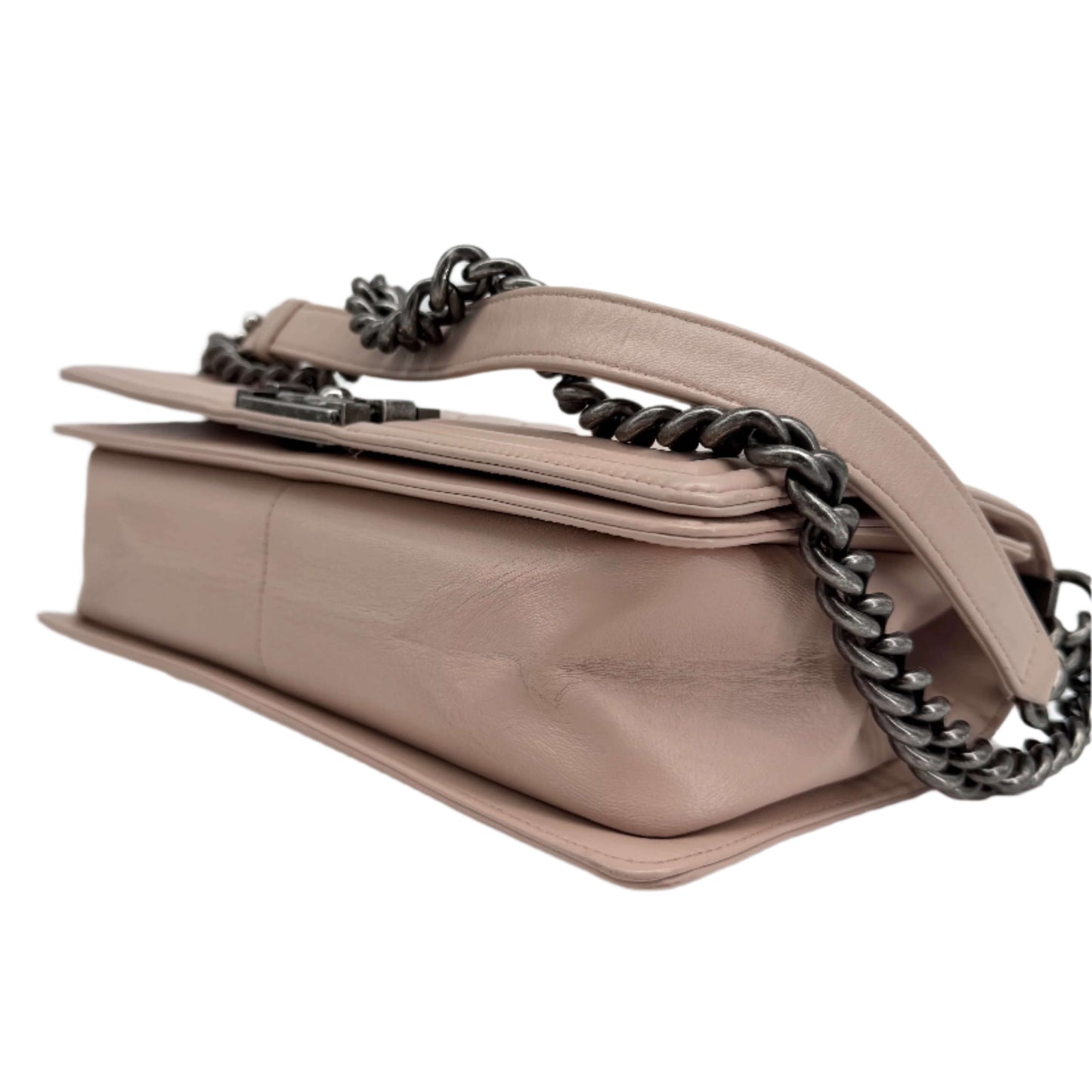 Chanel Lambskin Quilted Medium Boy Flap in Light Pink – Pre-Owned